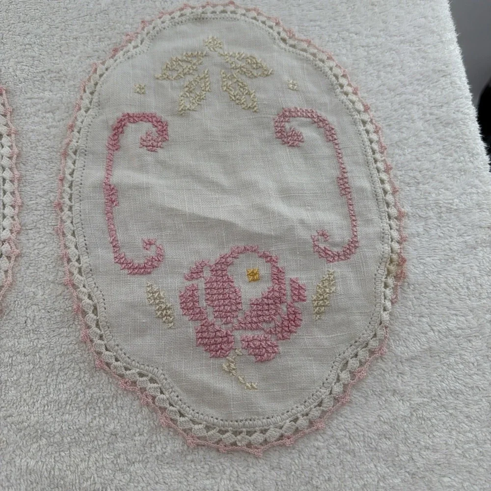 Collectible Handmade Embroidered Doily Set 2 Pink White Crochet Trim 10